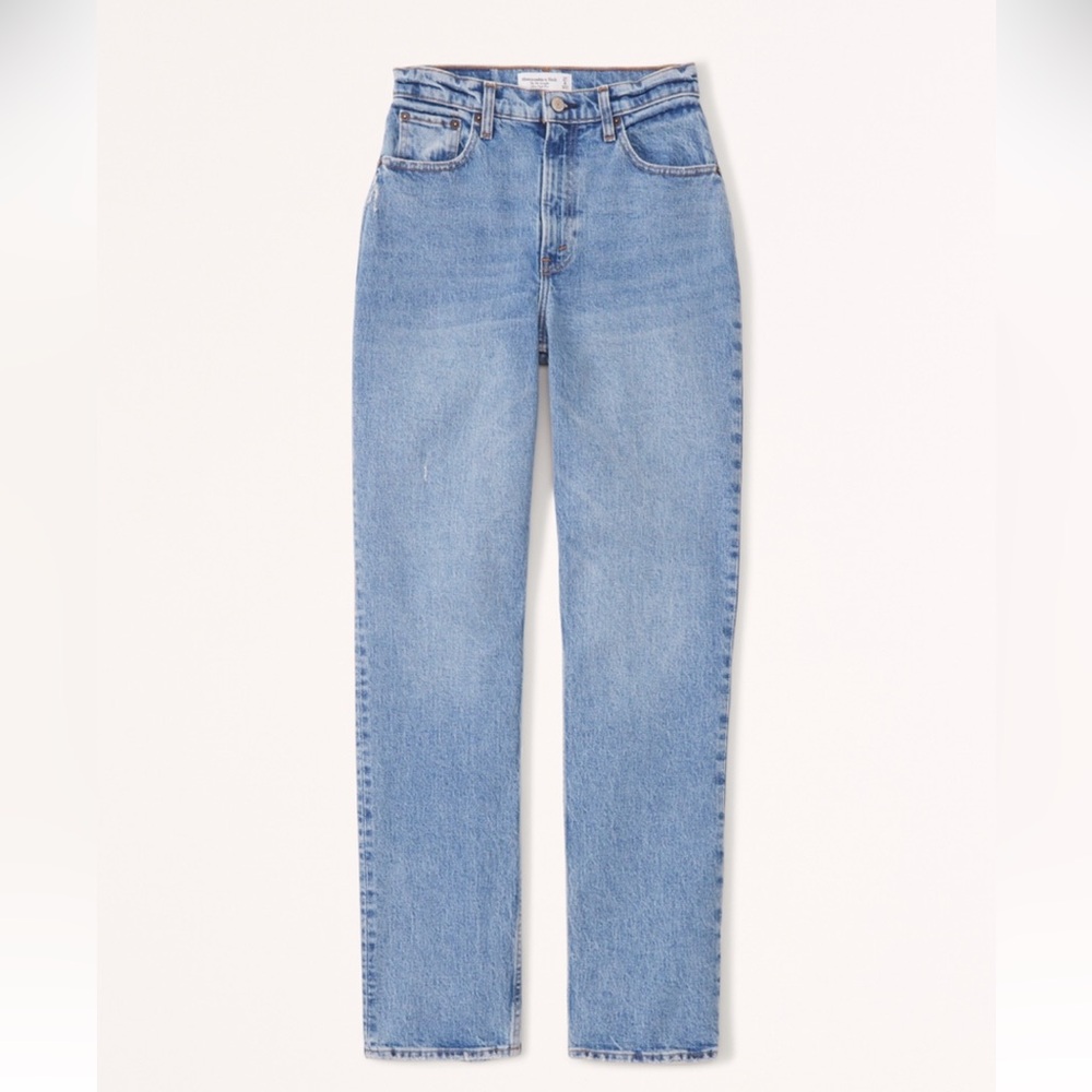 Abercrombie Curve Love Ultra High Rise 90s Straight Jeans